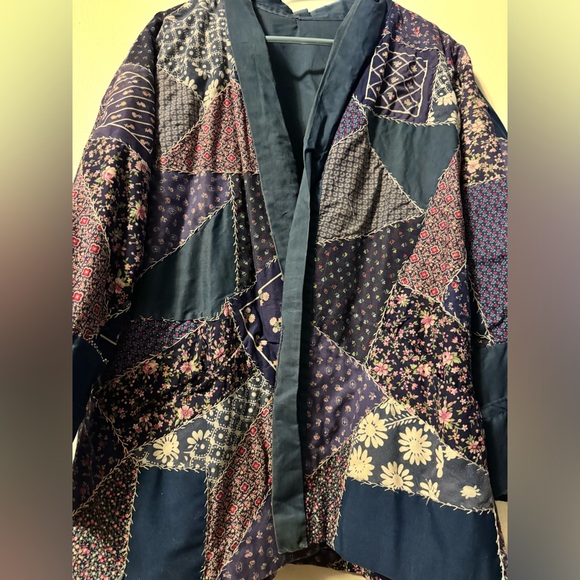 Handmade Patchwork Quilted Jacket - Picture 5 of 9